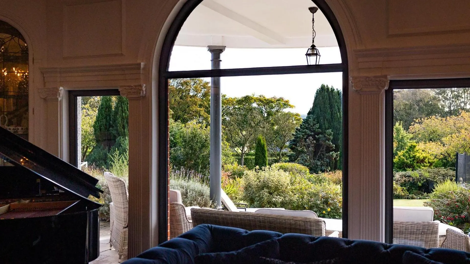 Hawkwood Court - With Hot Tub, Cinema, Gym, Games Room & Outdoor Kitchen Scarborough