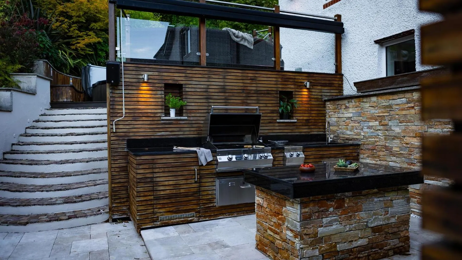 Hawkwood Court - With Hot Tub, Cinema, Gym, Games Room & Outdoor Kitchen Scarborough