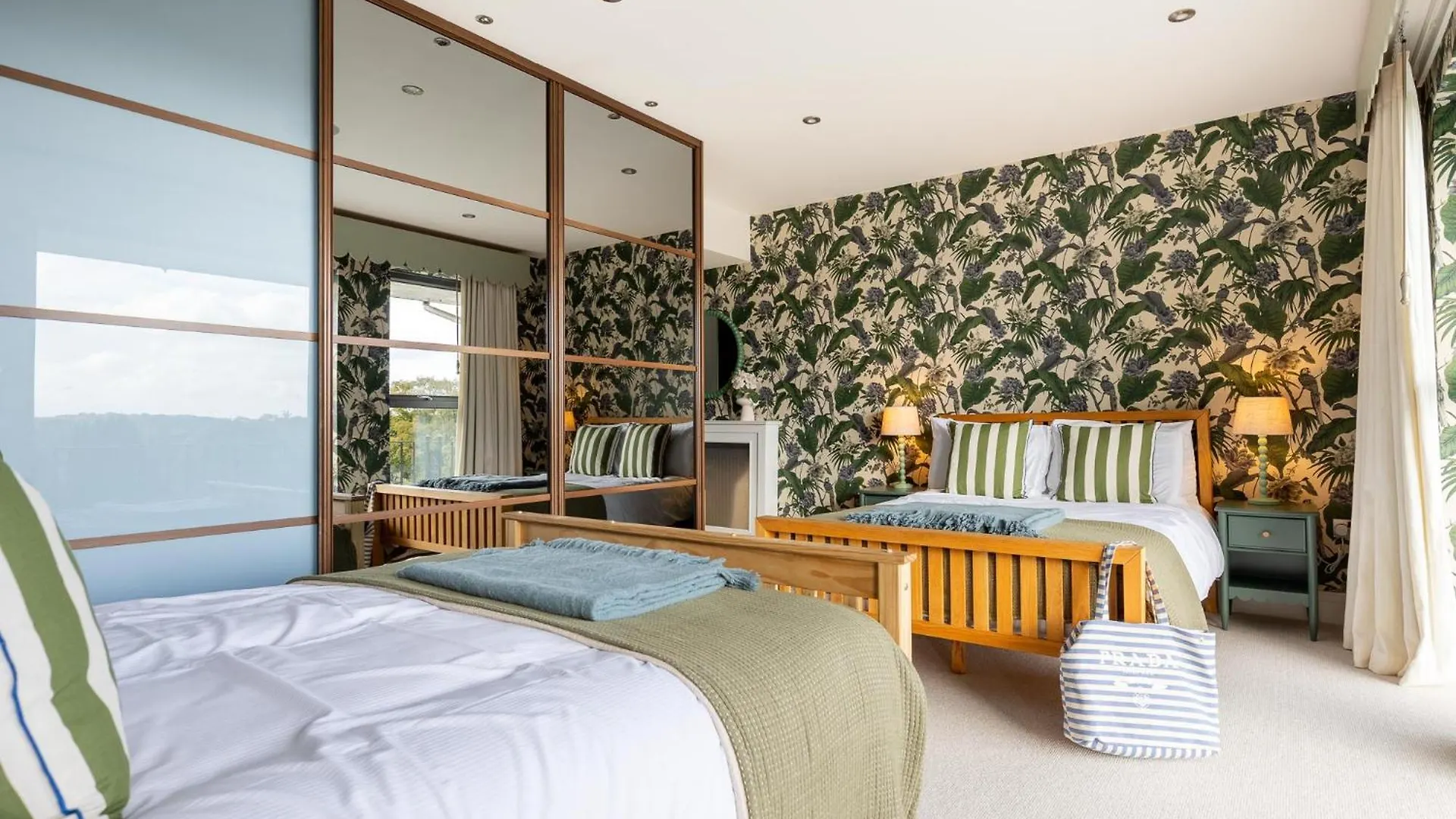 Hawkwood Court - With Hot Tub, Cinema, Gym, Games Room & Outdoor Kitchen Scarborough Hébergement de vacances